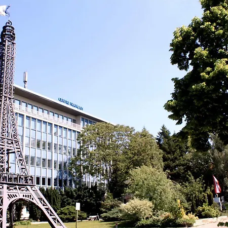 De France - Centre Francais De Hotel 3*